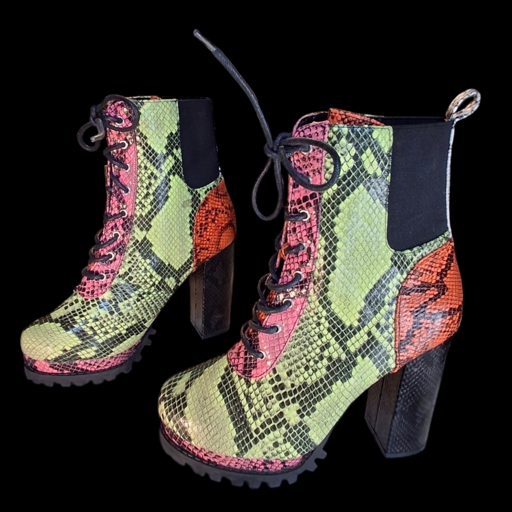 Cape Robbin "Winnie" Snakeskin Neon Multicolored Platform Combat Boots Size 6.5